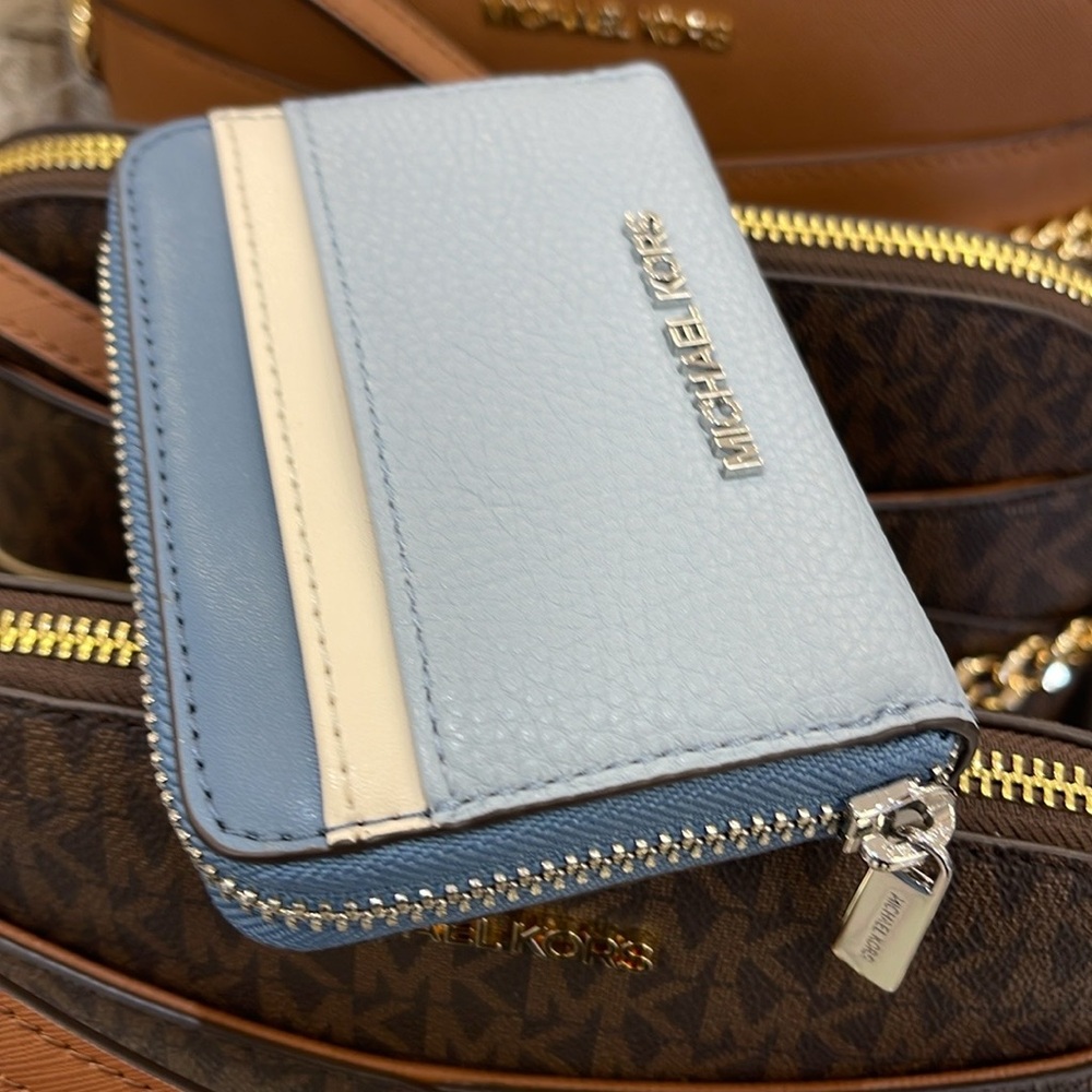 Michael Kors Jet Set Travel Md Zip Around Color-Block Wallet Card Case
 Pale B